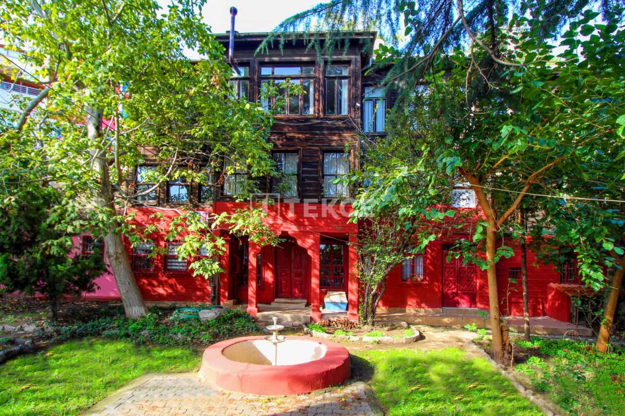 Mansion in Istanbul, Turkey, 850 sq.m - picture 1