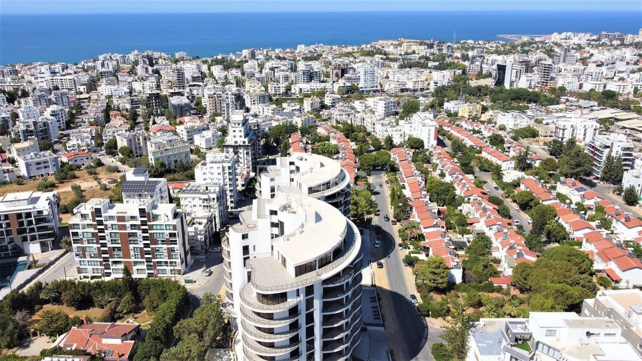 Apartment in Kyrenia, Cyprus, 94 sq.m - picture 1