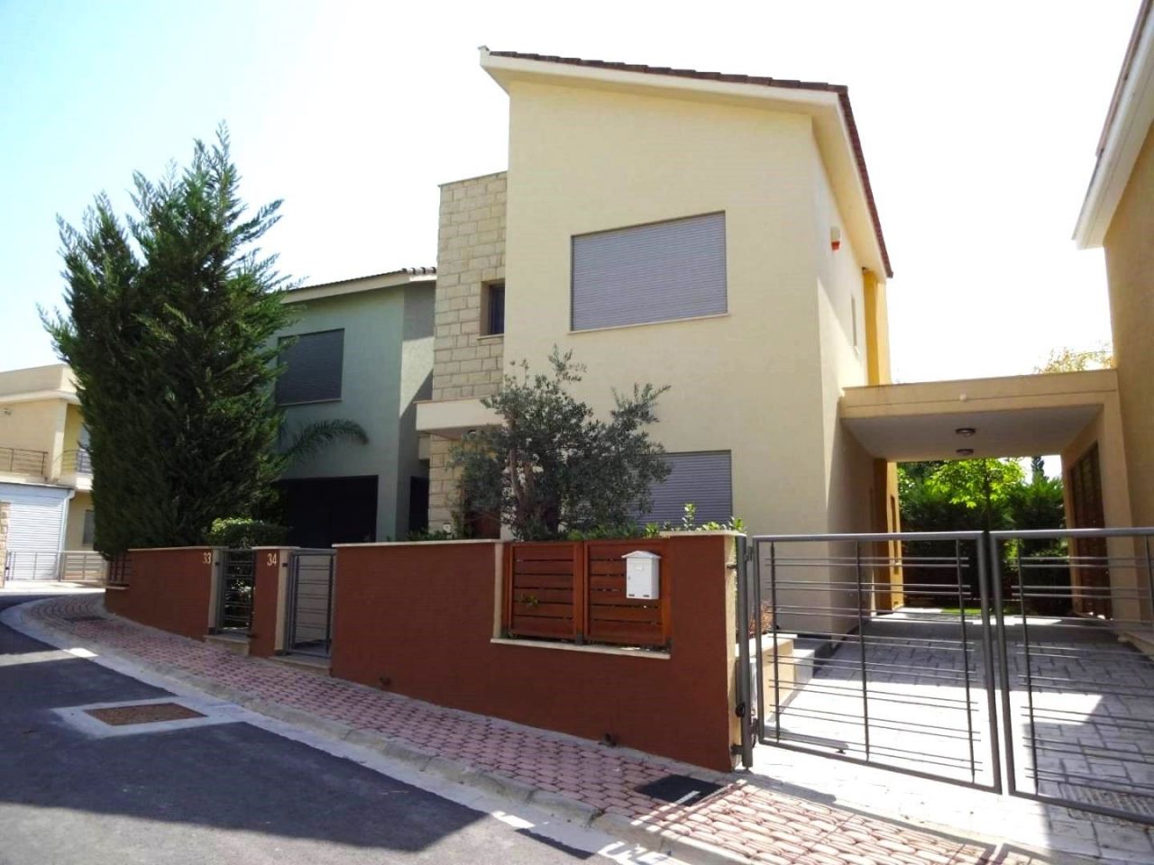 Villa in Limassol, Cyprus, 148 sq.m - picture 1