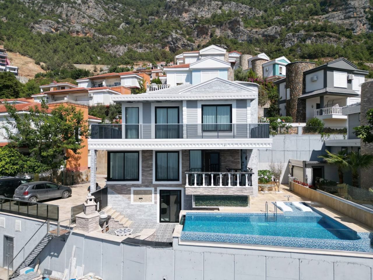 Villa à Alanya, Turquie, 210 m2 - image 1