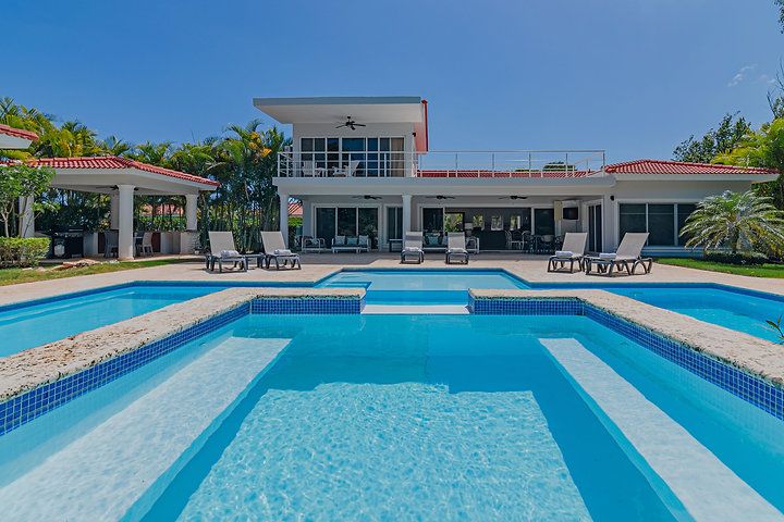 Villa en Sosúa, República Dominicana, 350 m2 - imagen 1