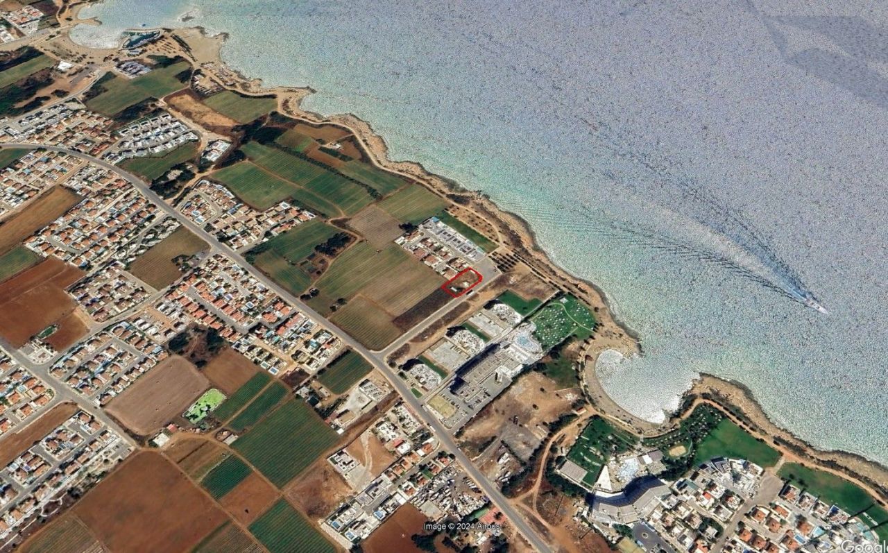 Land in Protaras, Cyprus, 1 172 sq.m - picture 1