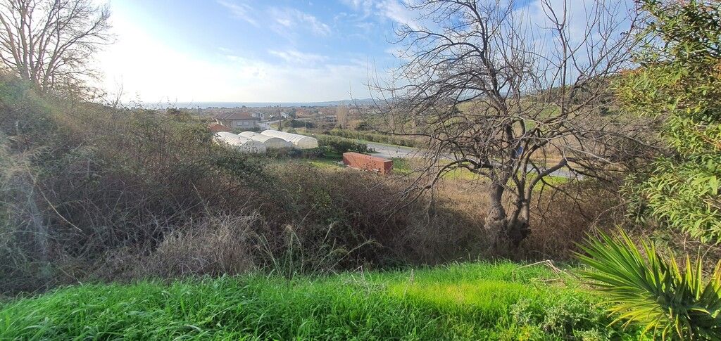 Land in Chalkidiki, Greece, 2 600 sq.m - picture 1