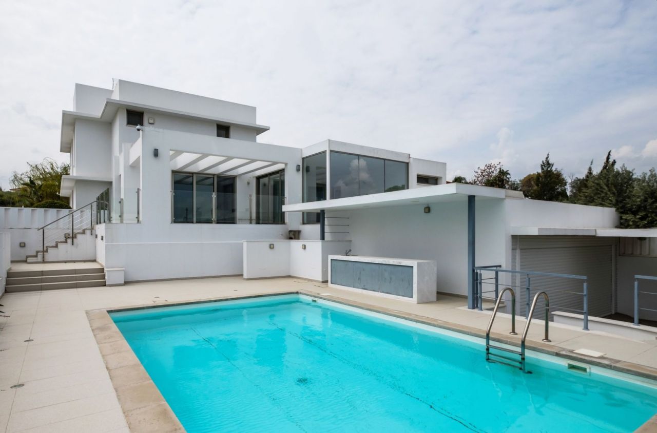 Villa in Larnaka, Zypern, 410 m2 - Foto 1
