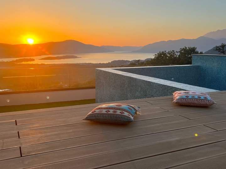 Villa in Tivat, Montenegro, 480 m2 - Foto 1