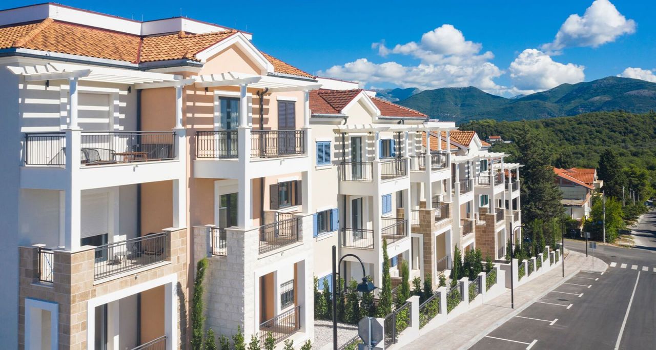 Apartment in Tivat, Montenegro, 86 m2 - Foto 1
