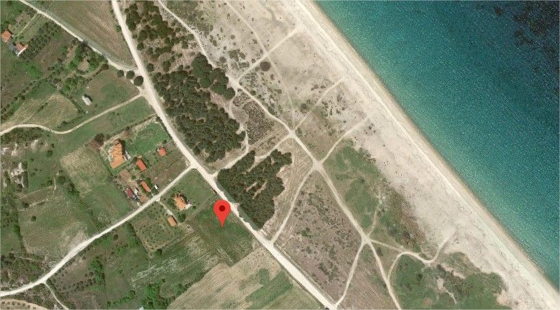 Land in Chalkidiki, Greece, 8 427 sq.m - picture 1