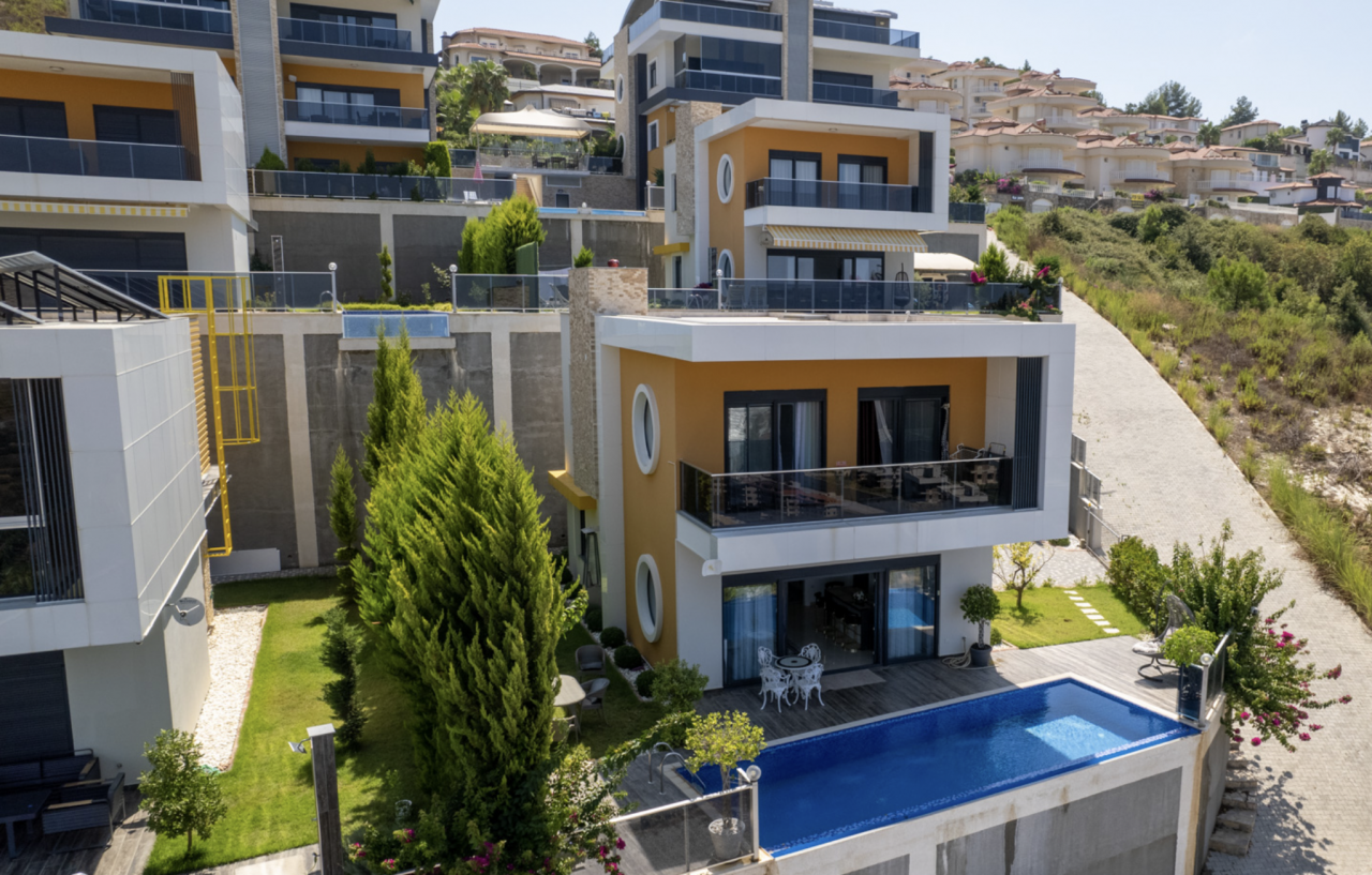 Villa à Alanya, Turquie, 180 m2 - image 1