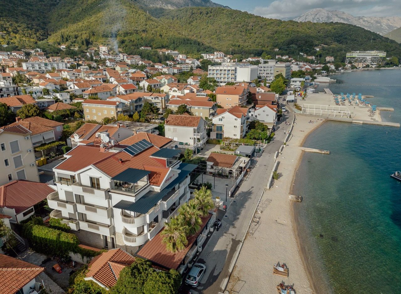 Hotel in Herceg-Novi, Montenegro, 784 sq.m - picture 1