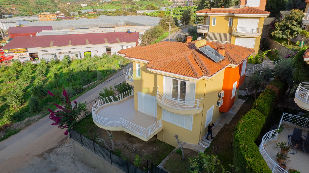 Villa en Alanya, Turquia, 260 m2 - imagen 1