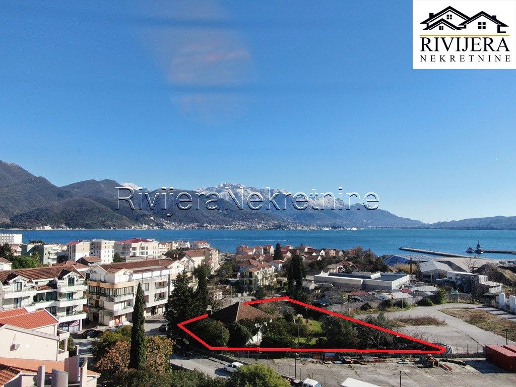 Land in Herceg-Novi, Montenegro, 1 037 sq.m - picture 1