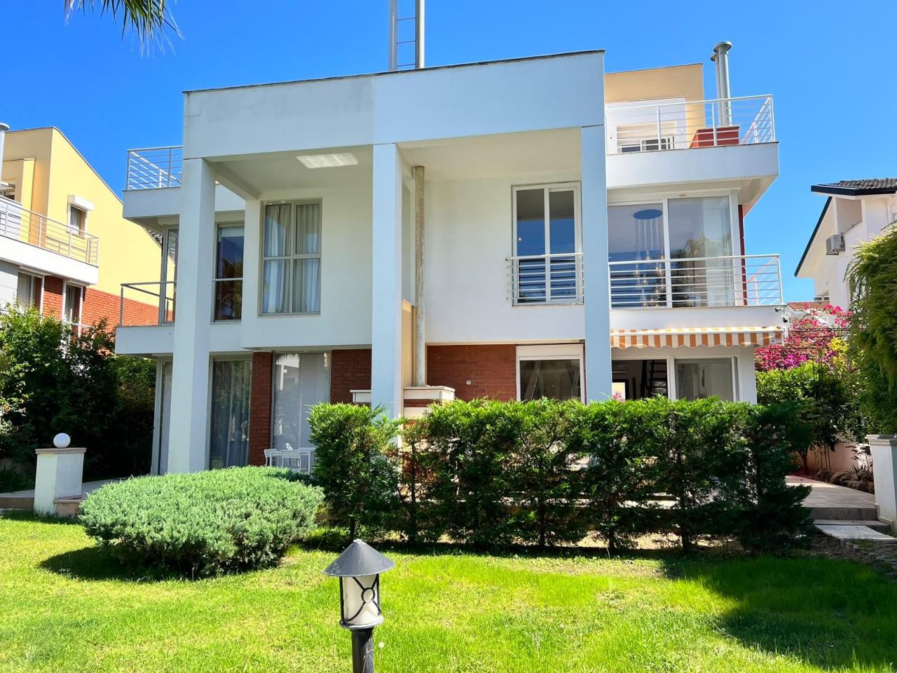 Villa in Kemer, Turkey, 200 sq.m - picture 1