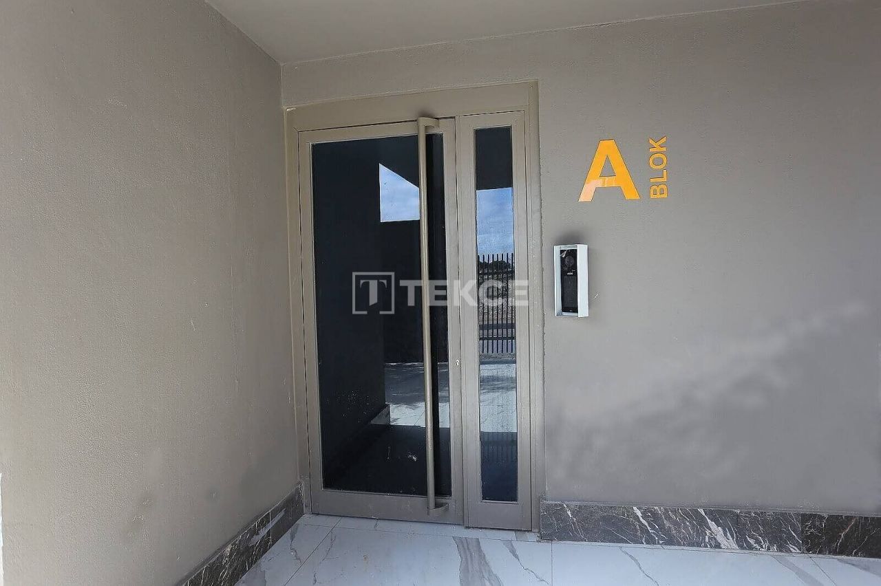 Apartment in Antalya, Turkey, 87 sq.m - picture 1