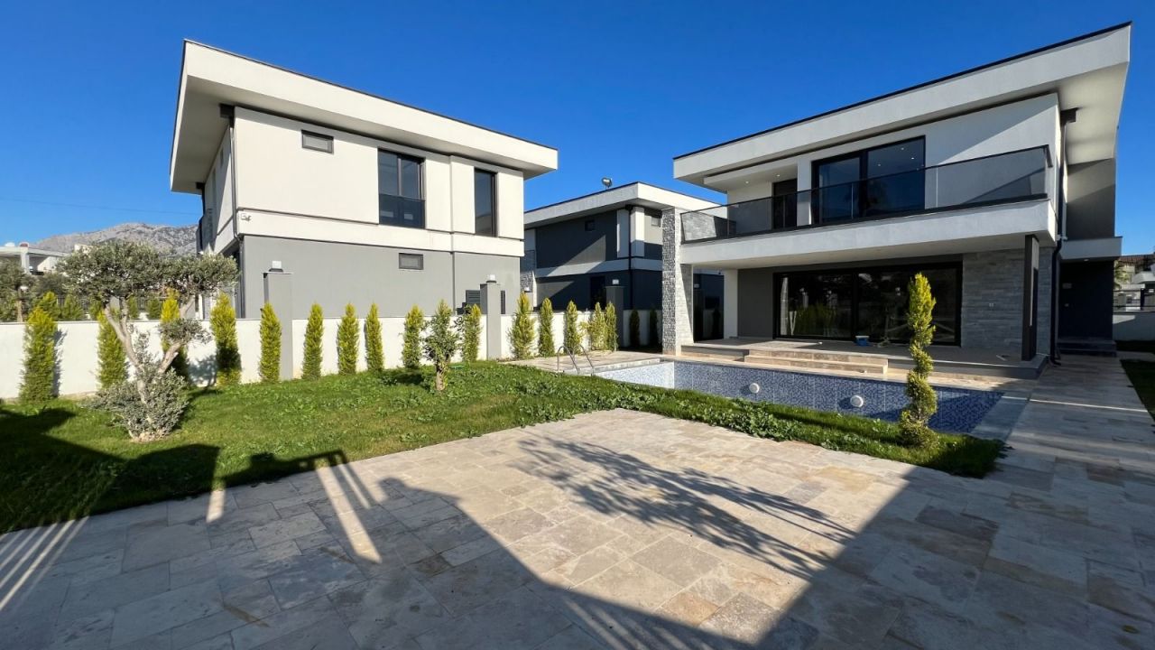 Villa in Kamyuwa, Türkei, 280 m2 - Foto 1