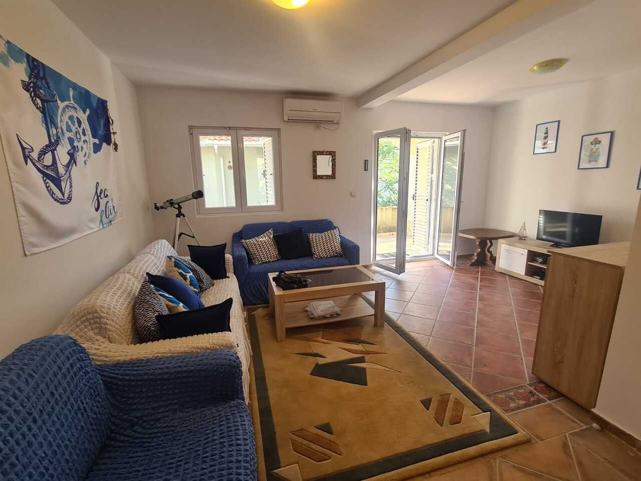 Wohnung in Kotor, Montenegro, 116 m2 - Foto 1