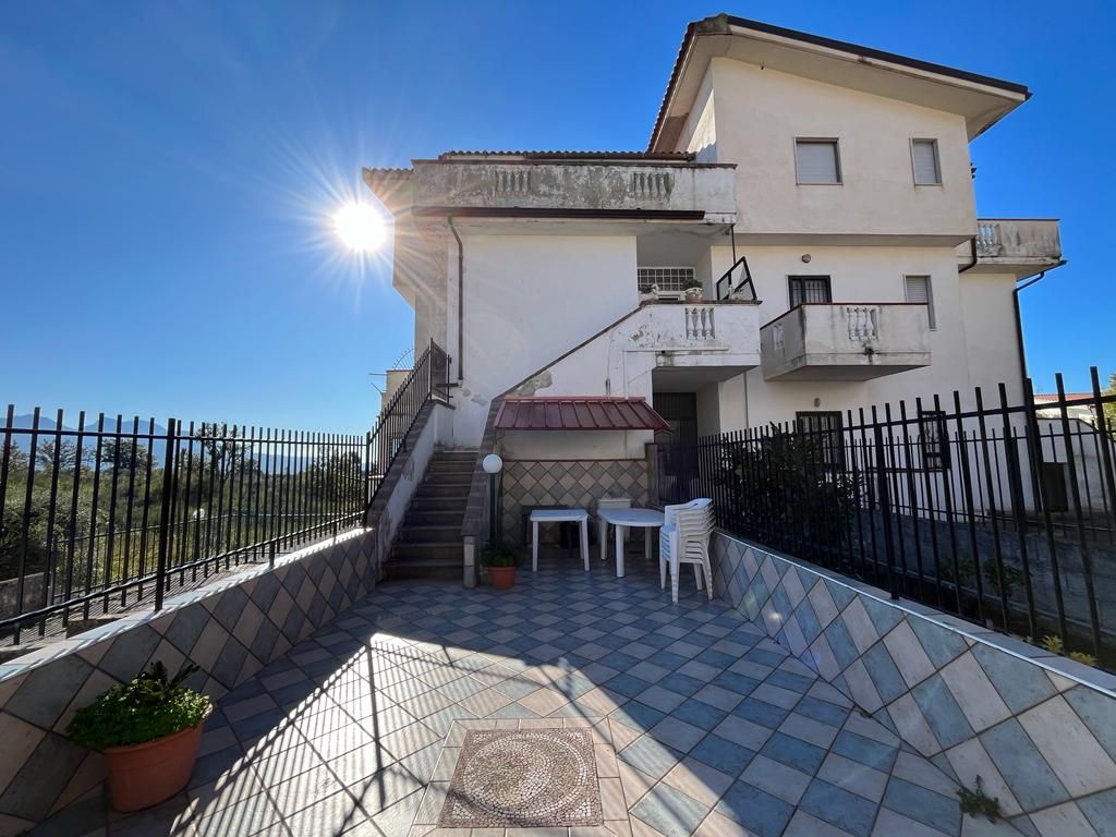 Villa in Scalea, Italy, 125 sq.m - picture 1