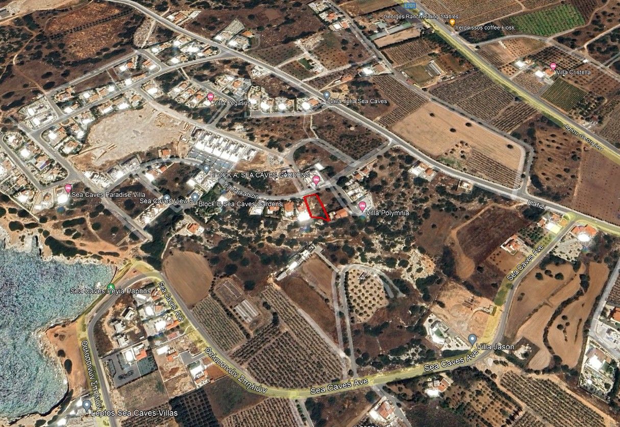 Land in Paphos, Cyprus, 864 sq.m - picture 1