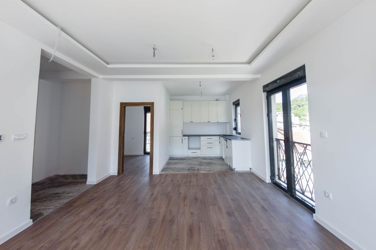 Flat in Tivat, Montenegro, 82 sq.m - picture 1
