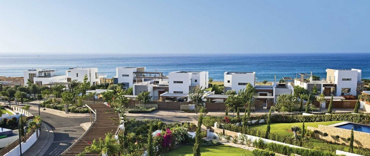 Villa in Paphos, Cyprus, 276 sq.m - picture 1