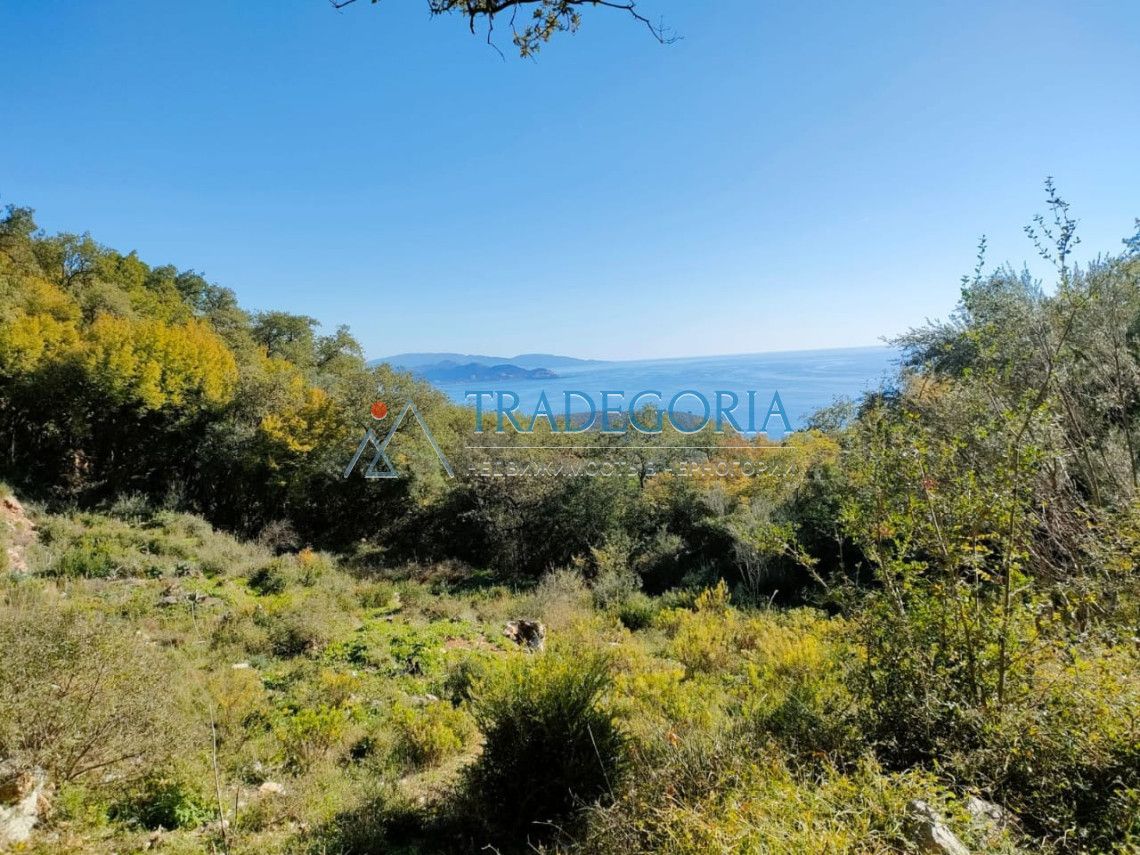 Grundstück in Sutomore, Montenegro, 1 600 m2 - Foto 1