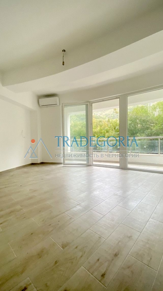 Flat in Sutomore, Montenegro, 50 sq.m - picture 1