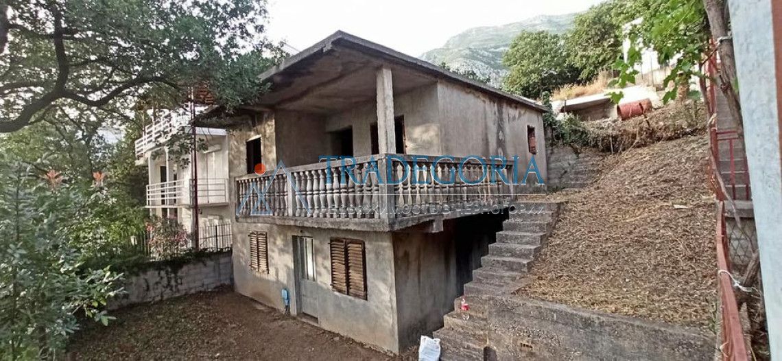 Haus in Sutomore, Montenegro, 78 m2 - Foto 1