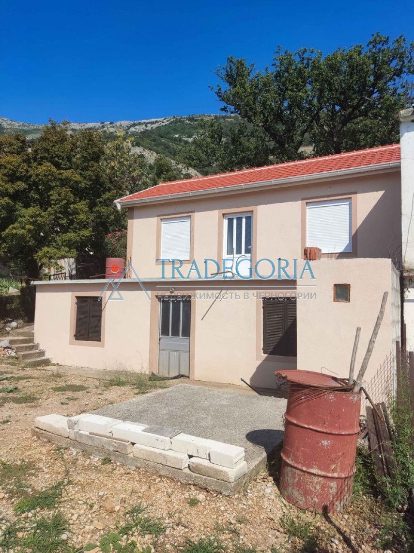 Haus in Sutomore, Montenegro, 70 m2 - Foto 1