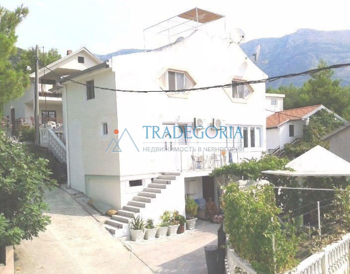 Haus in Sutomore, Montenegro, 200 m2 - Foto 1