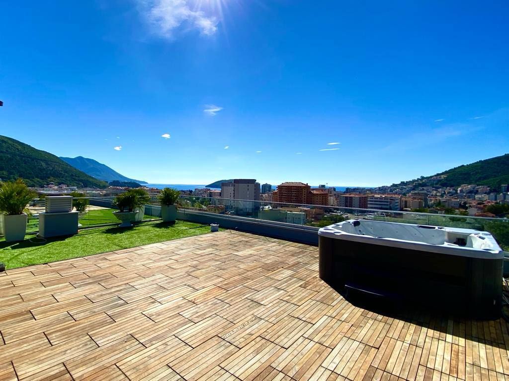 Penthouse in Budva, Montenegro, 130 m2 - Foto 1