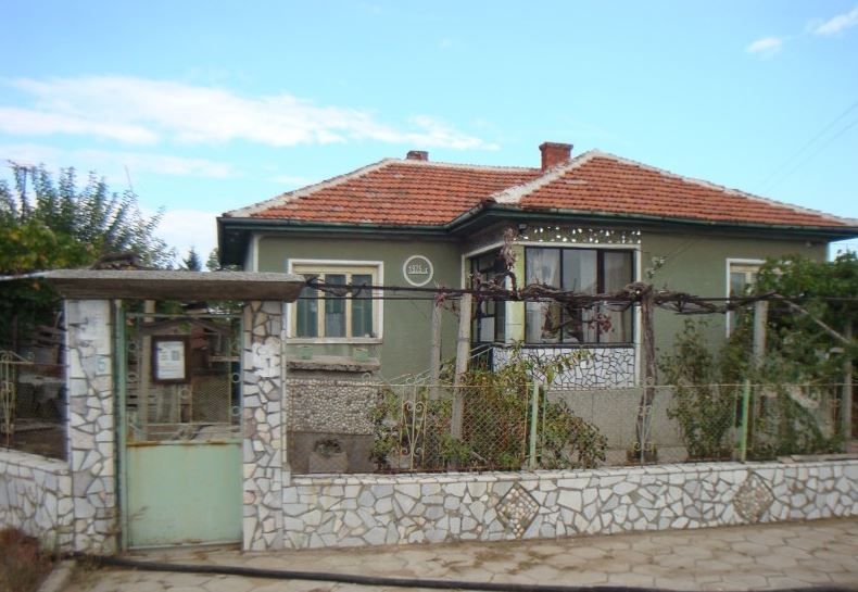 House in Varna, Bulgaria, 80 sq.m - picture 1