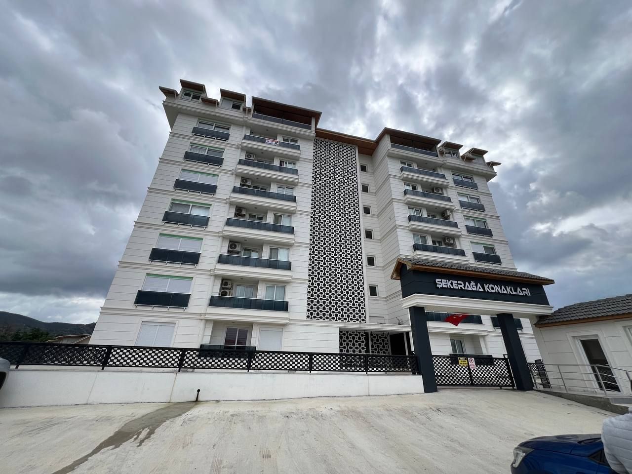 Penthouse in Gazipasa, Turkey, 168 sq.m - picture 1