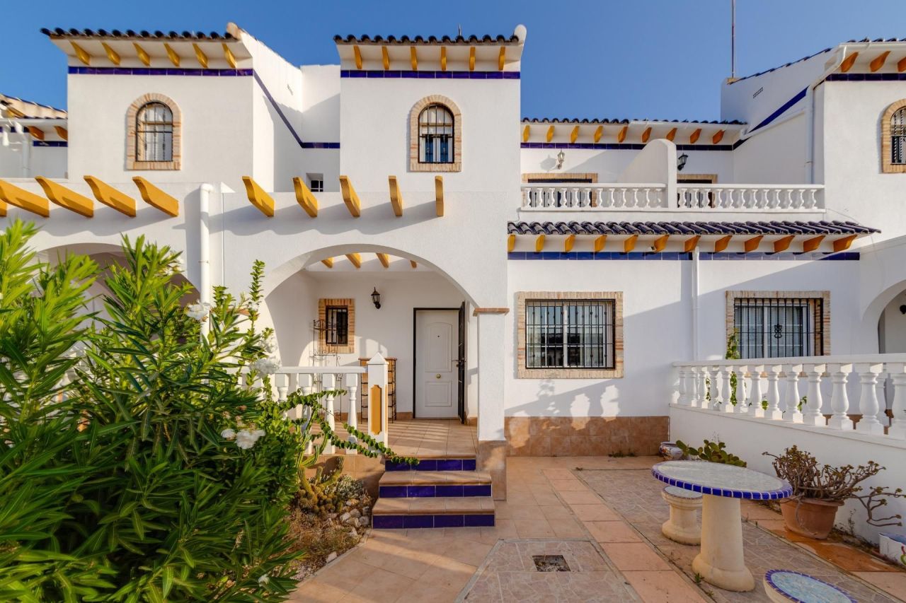 Haus in Orihuela Costa, Spanien, 80 m2 - Foto 1