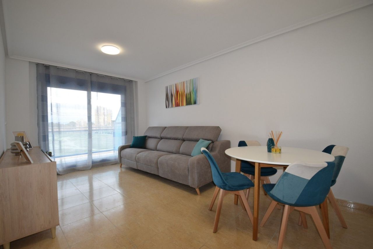 Appartement à Guardamar del Segura, Espagne, 62 m2 - image 1