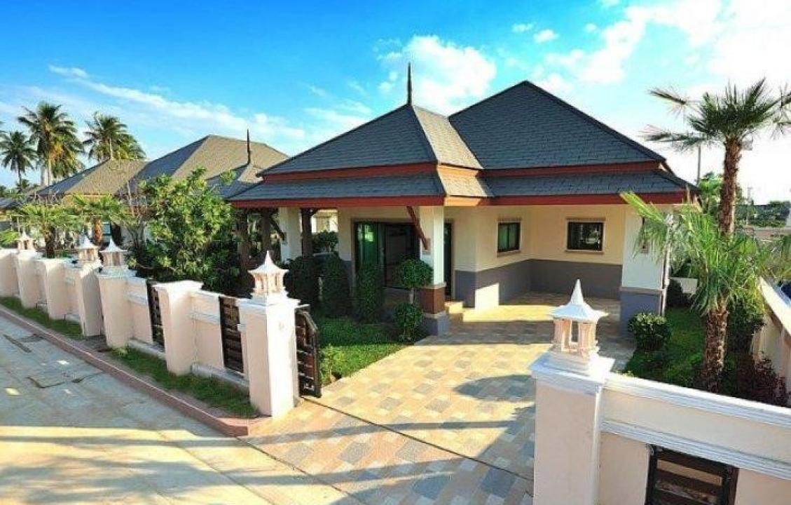 Villa en Pattaya, Tailandia, 323.8 m2 - imagen 1