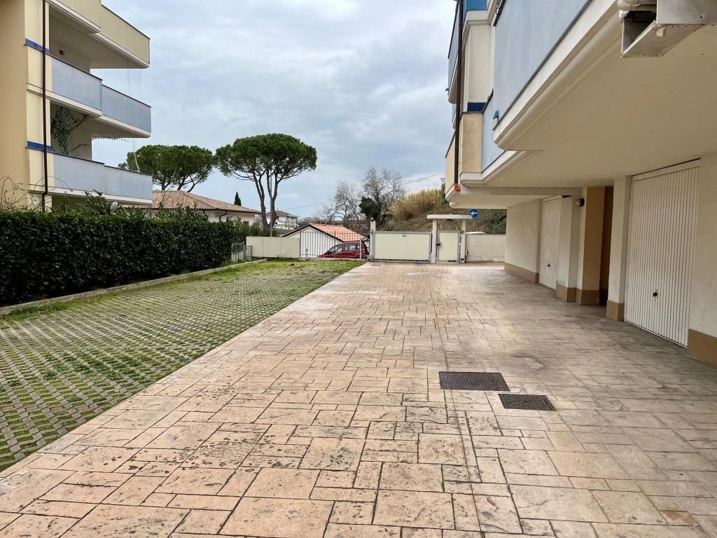 Flat in Montesilvano, Italy, 56 sq.m - picture 1
