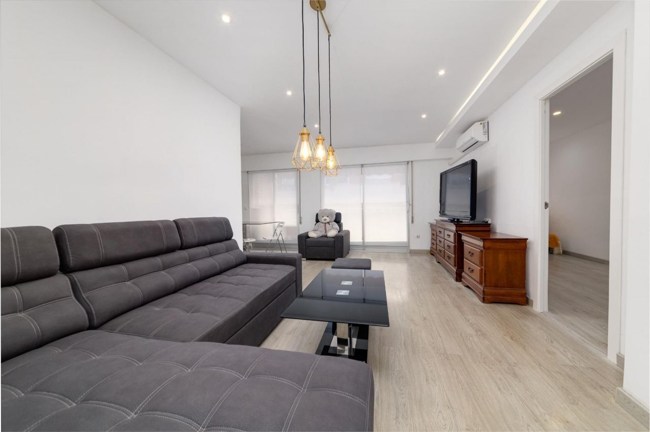 Appartement à Torrevieja, Espagne, 110 m2 - image 1