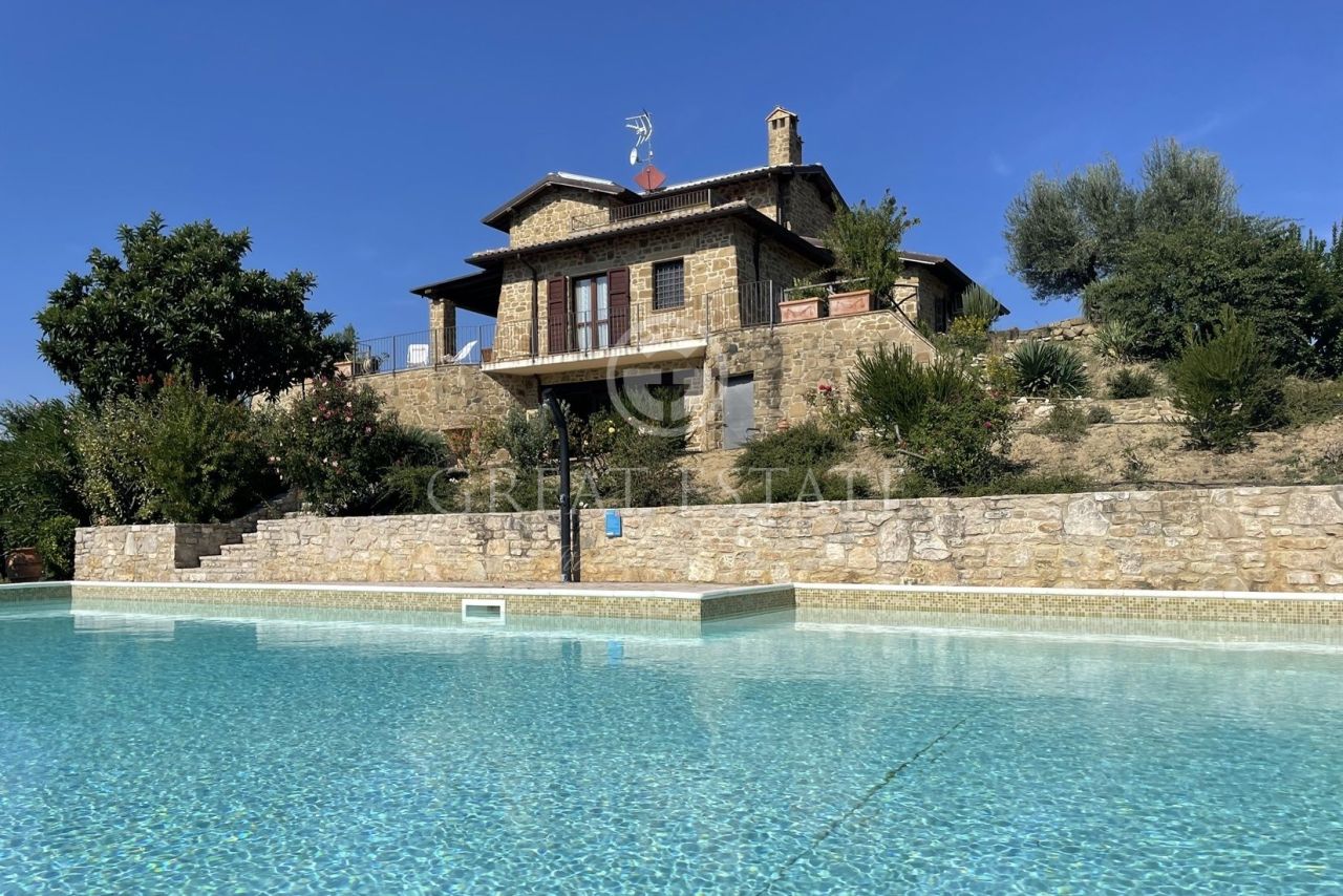 Casa en Collazzone, Italia, 240.75 m2 - imagen 1