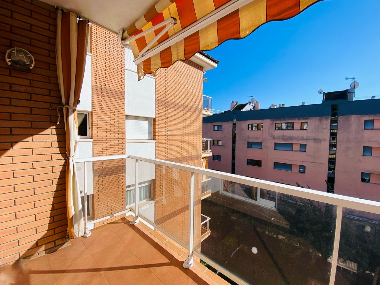 Appartement sur la Costa Brava, Espagne, 72 m2 - image 1