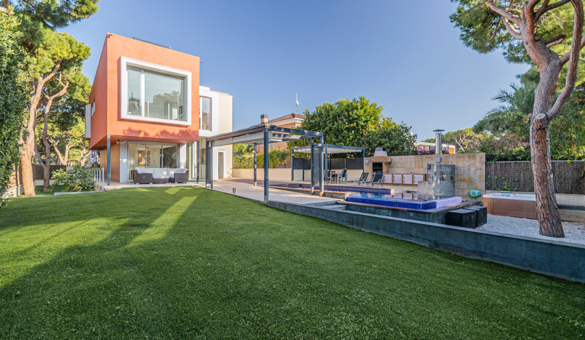Haus in Costa del Garraf, Spanien, 450 m2 - Foto 1