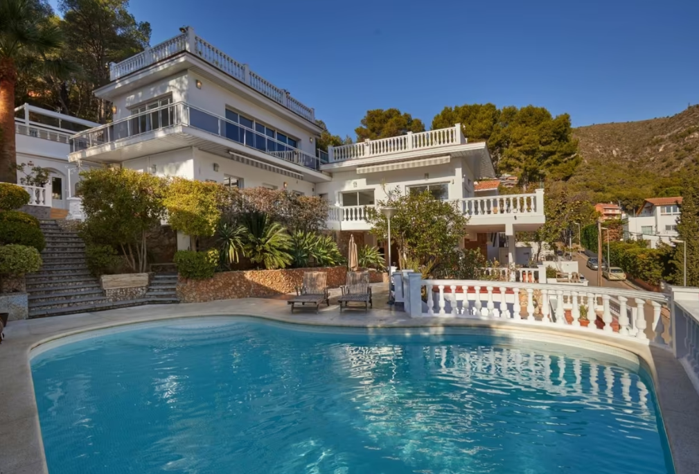 Casa en Costa del Garraf, España, 330 m2 - imagen 1