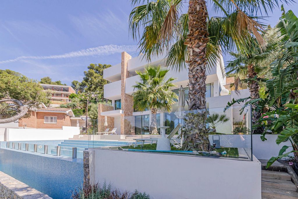 Casa en Costa del Garraf, España, 740 m2 - imagen 1
