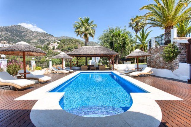 Casa en la Costa del Sol, España, 365 m2 - imagen 1