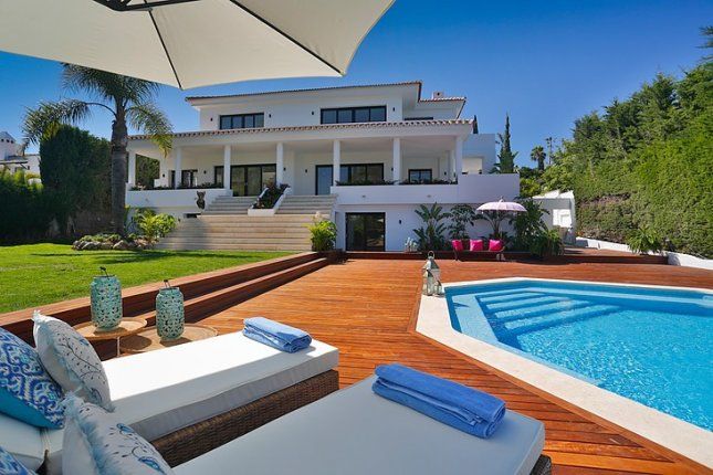 House on Costa del Sol, Spain, 446 sq.m - picture 1
