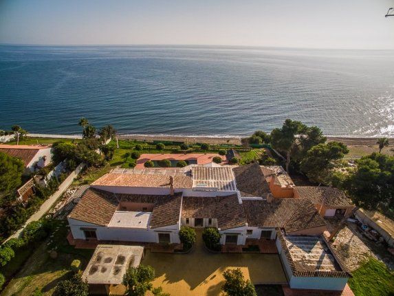 Casa en la Costa del Sol, España, 700 m2 - imagen 1