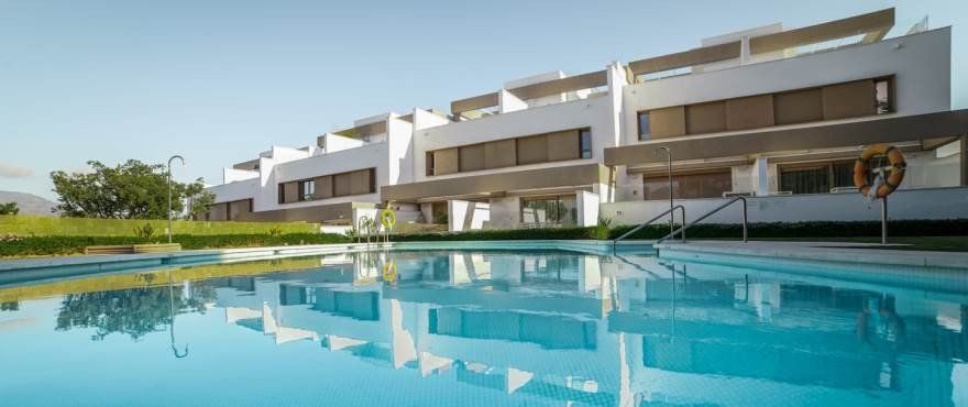 Casa adosada en la Costa del Maresme, España, 203 m2 - imagen 1