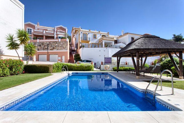 Townhouse on Costa del Sol, Spain, 192 sq.m - picture 1