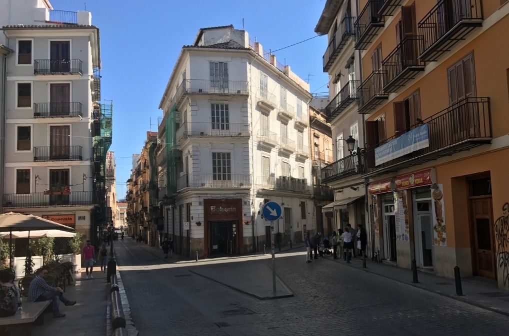Commercial property in Valencia, Spain, 1 145 sq.m - picture 1