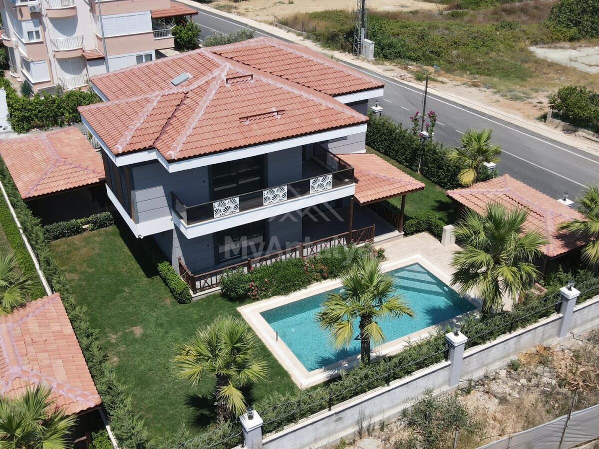 Villa à Belek, Turquie, 240 m2 - image 1