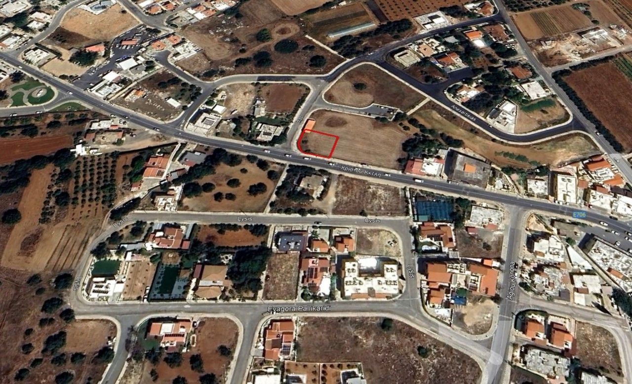 Land in Paphos, Cyprus, 531 sq.m - picture 1