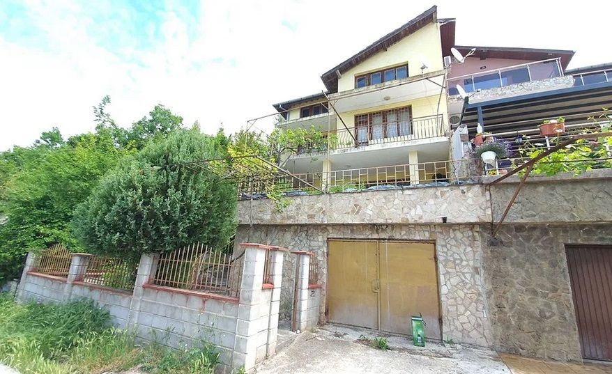 House in Balchik, Bulgaria, 165 sq.m - picture 1